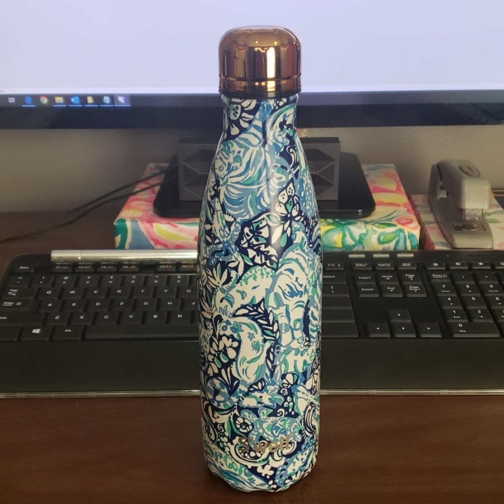 Lilly Pulitzer S'well 17 oz bottle